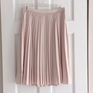 Pink pleated Ann Taylor skirt NWT